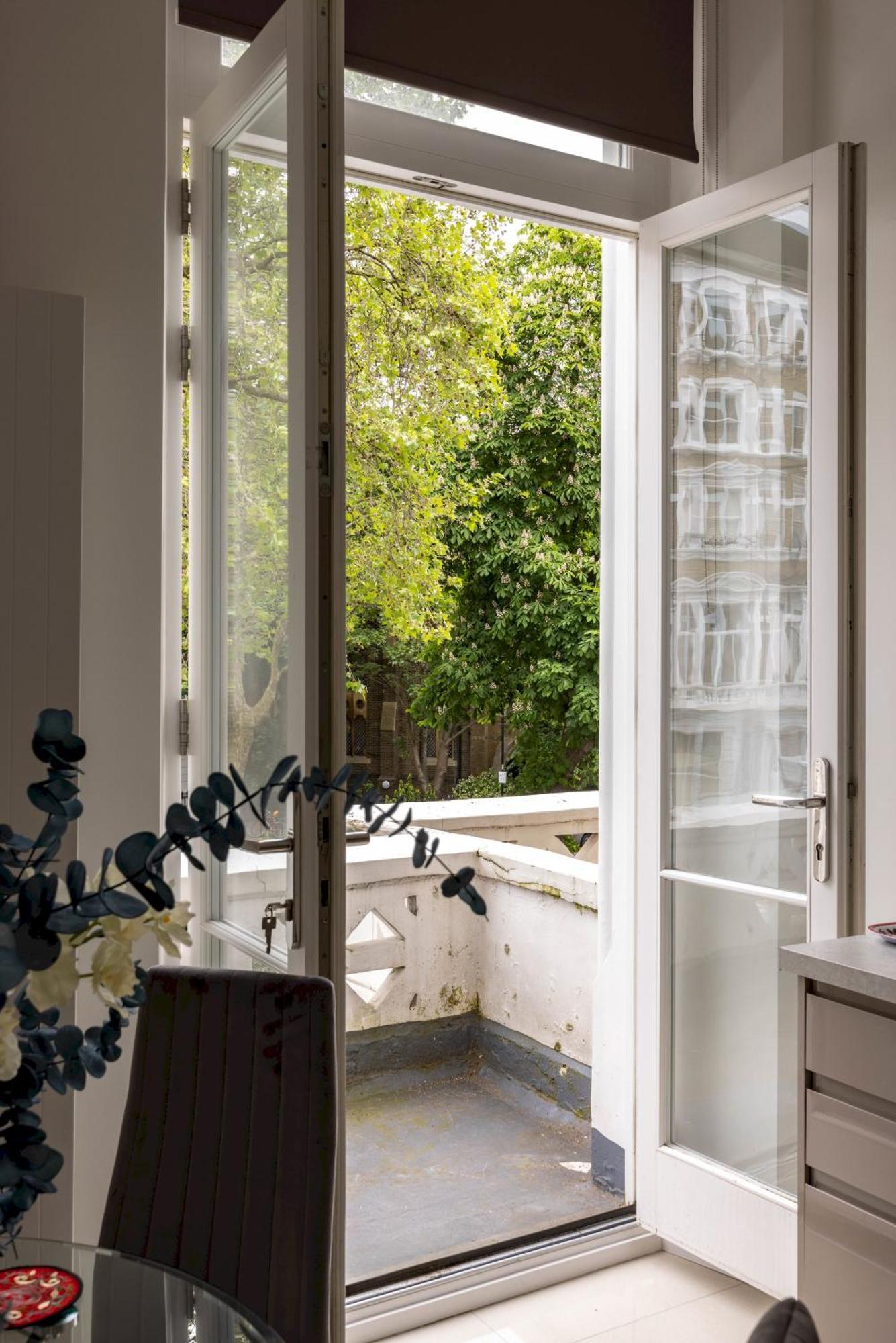 Apartment Emperor's Gate, Sw7 4hh, Uk *
